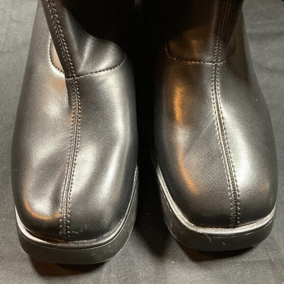 Wild Fable Women's Azzahya Stretch Tall Dress Boots with Memory Foam Insole 10 - Picture 3 of 6